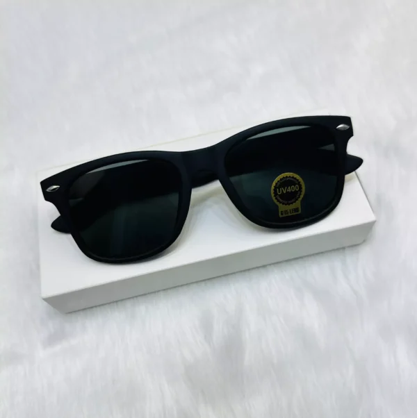 G7-sunglass-scaled-1.webp Shirt Gift Package